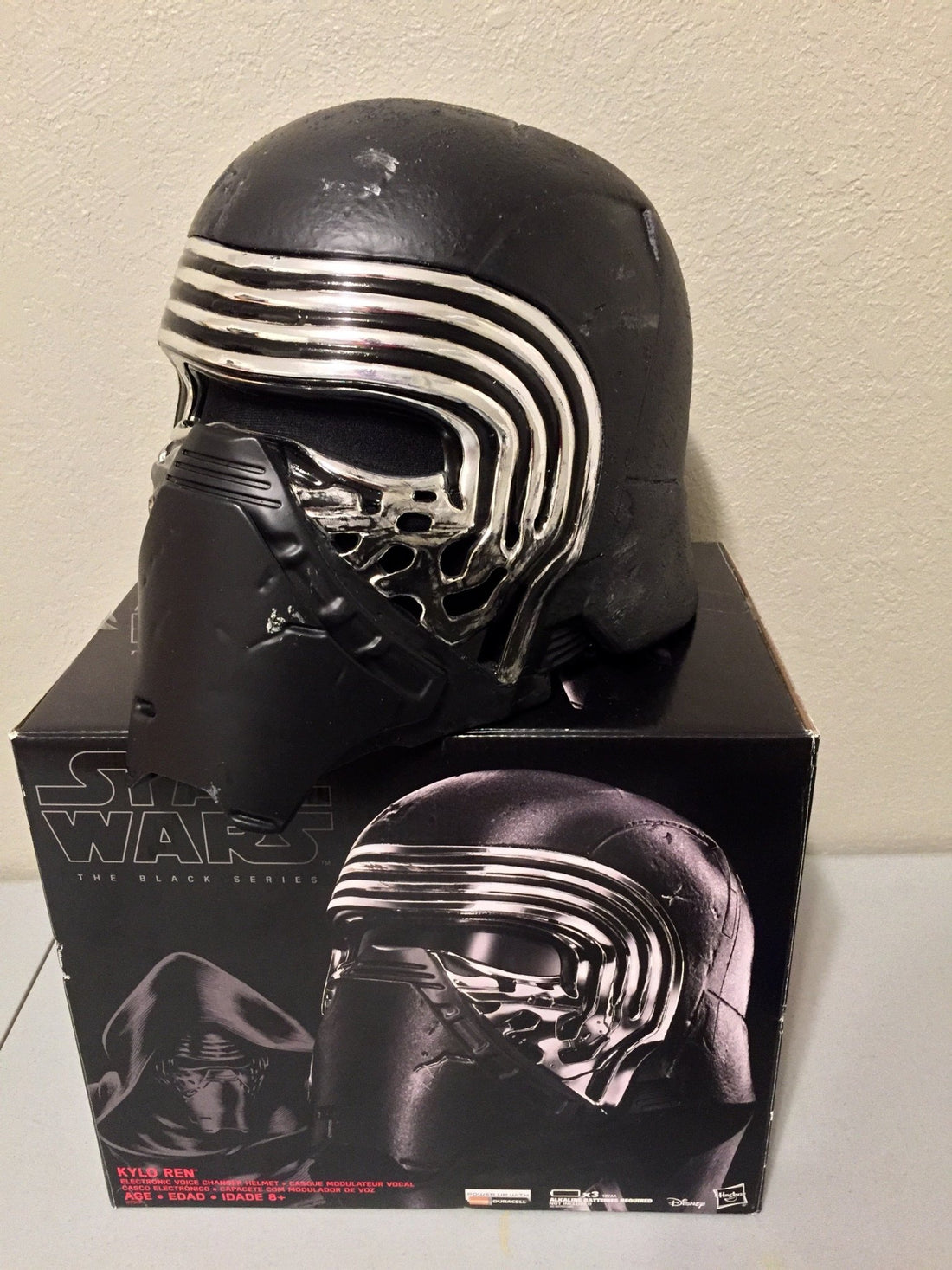 Highly Modified / Upgraded Black Series Kylo Ren Helmet - SuperheroDIY