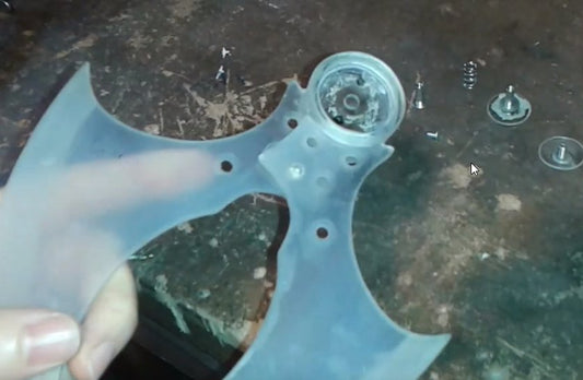 Really good AA batarang locking mechanism! - SuperheroDIY