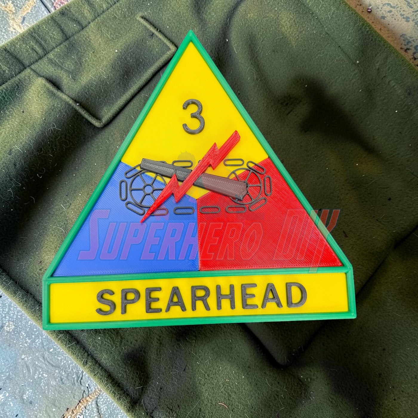 3rd Armored Division display insignia featuring the Spearhead emblem, perfect for military wall display.