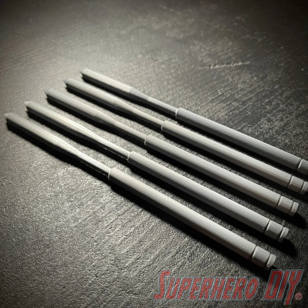 The Batman Gauntlet Darts | 10-pack Bat grapple darts for the 2022 Batman costume | 3D-printed plastic Batman cosplay prop replica - Superhero DIY
