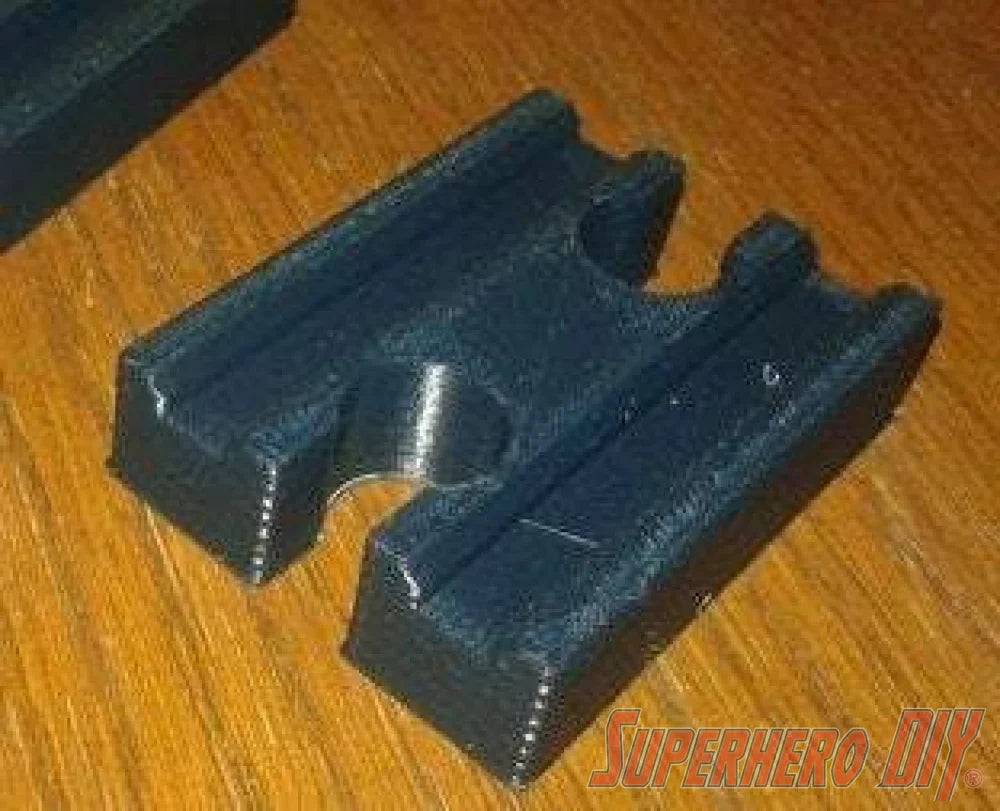Female to Female Train Track Connector Piece compatible with Brio or Thomas Wooden Train Track | 3D-printed enhancement for Wooden Train Set - Superhero DIY
