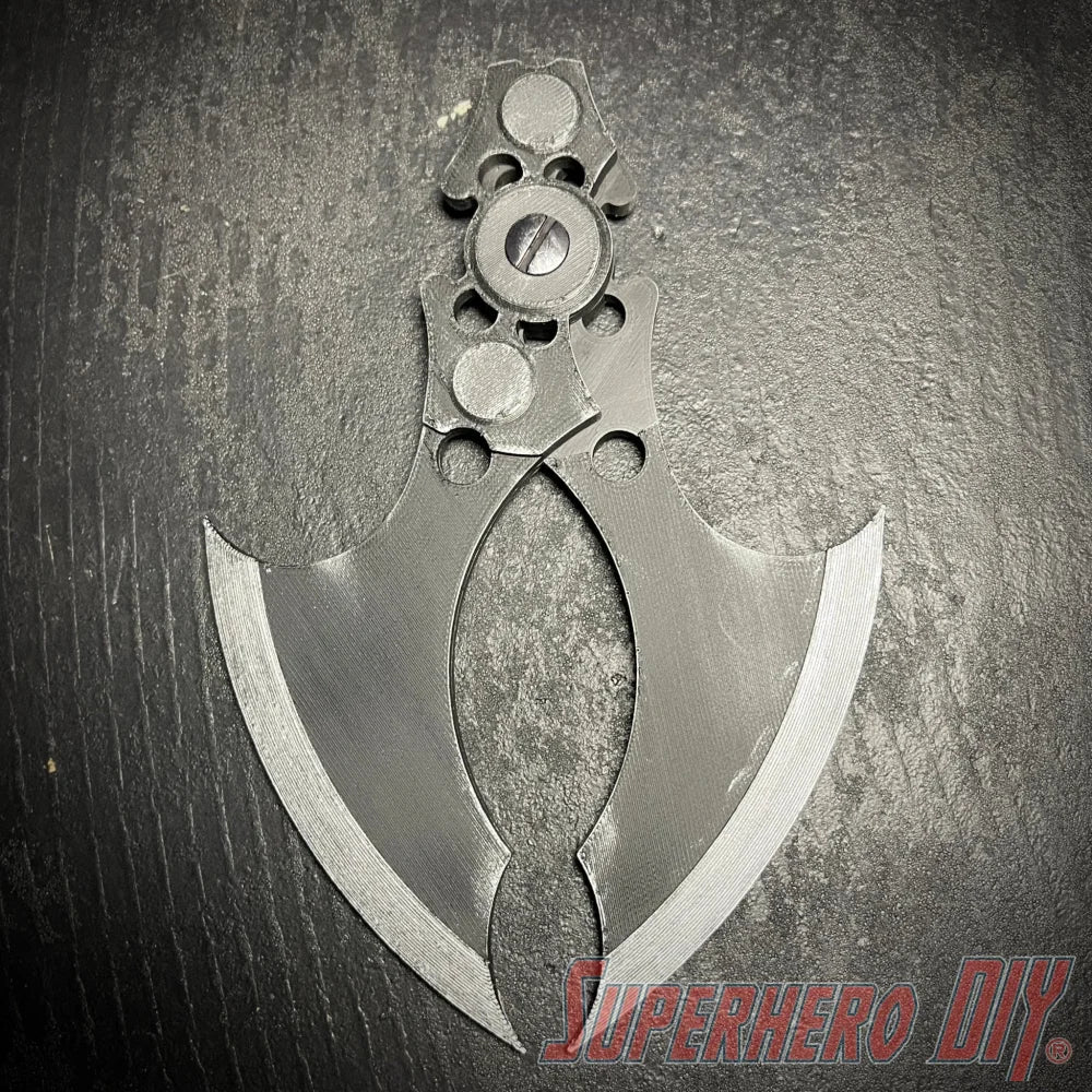 MAGNETIC Folding Batarang Arkham Knight Batman Cosplay Halloween Prop - opens and locks with just a flick of the wrist! - Superhero DIY