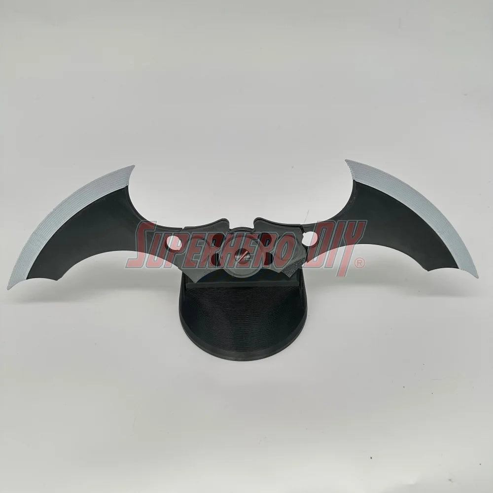 MAGNETIC Folding Bat Thingy Cosplay Prop - opens and locks with just a flick of the wrist! - Superhero DIY