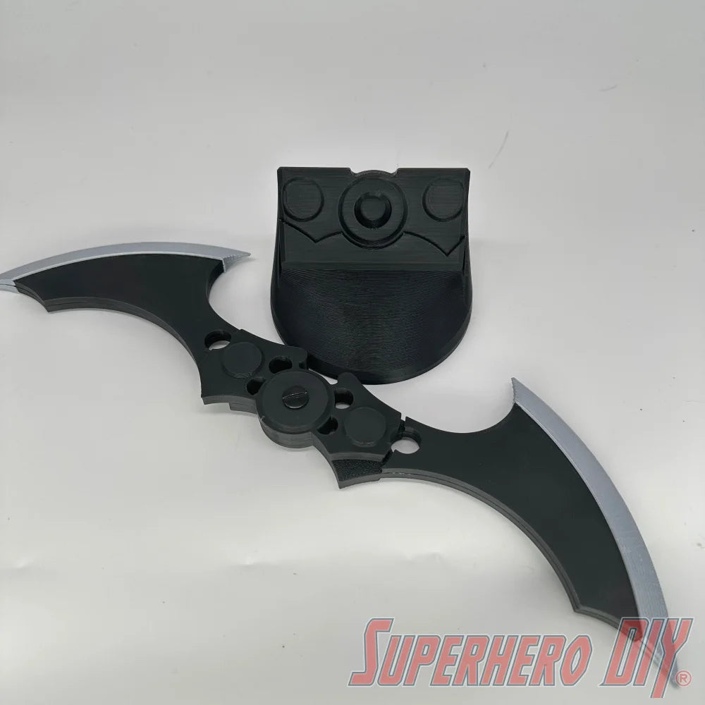 MAGNETIC Folding Bat Thingy Cosplay Prop - opens and locks with just a flick of the wrist!