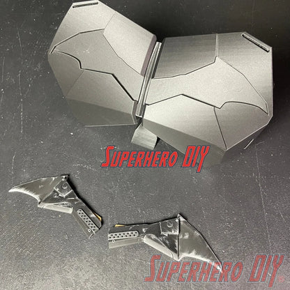 3D PRINTABLE Digital STL File | The Batman 2022 Chest Armor for Cosplay or Display | Magnetic Chest Logo for 2022 Batman costume - Superhero DIY