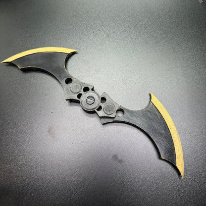 Alt Tag: Magnetic Folding Arkham Batarang Cosplay Prop - 10" version, showcasing bat-inspired blades, perfect for cosplay enthusiasts.