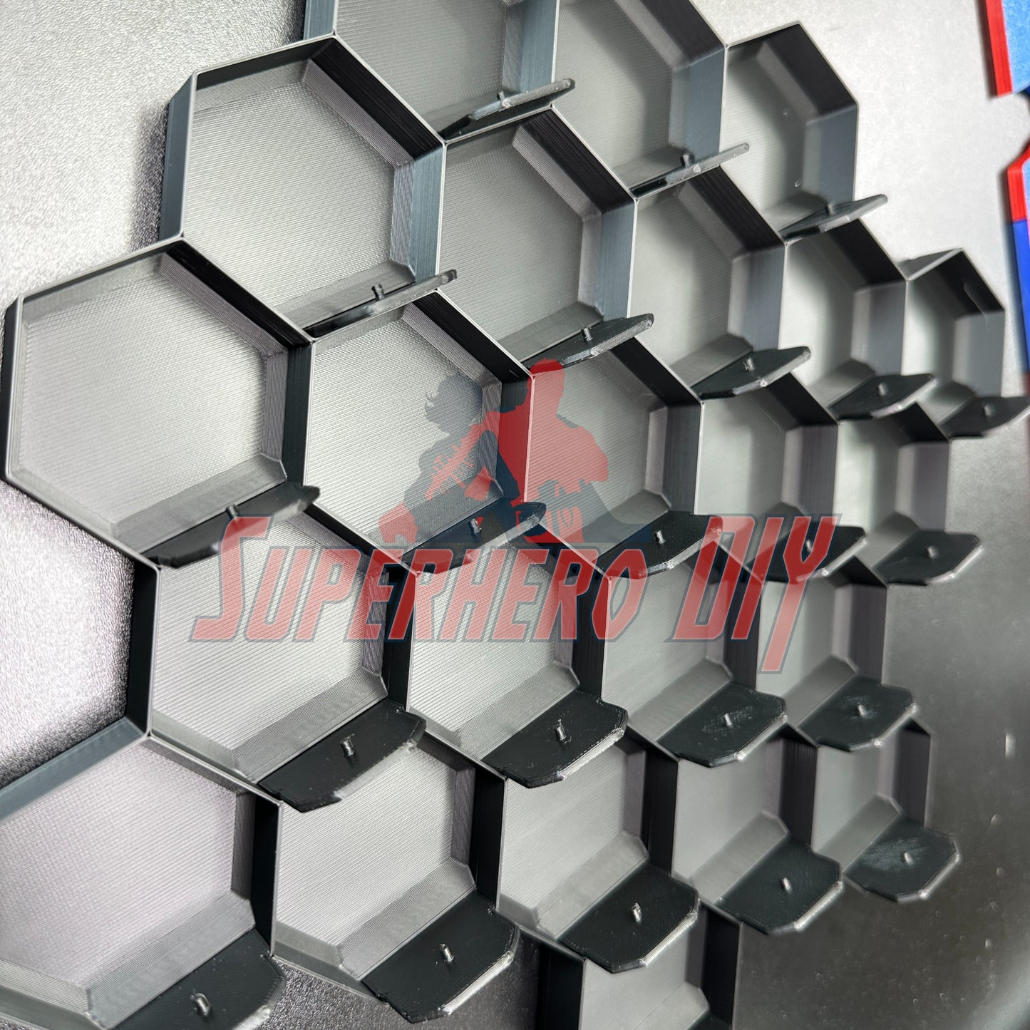 Honeycomb Wall Display for Disney Doorables: Organize and Showcase Your Collection with 3D-printed honeycomb tree display.