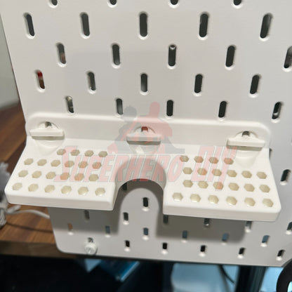 DeWalt cordless screwdriver organizer for wall-mounted SKADIS system, ideal for holding DeWalt DWHT66719 cordless screwdriver securely.