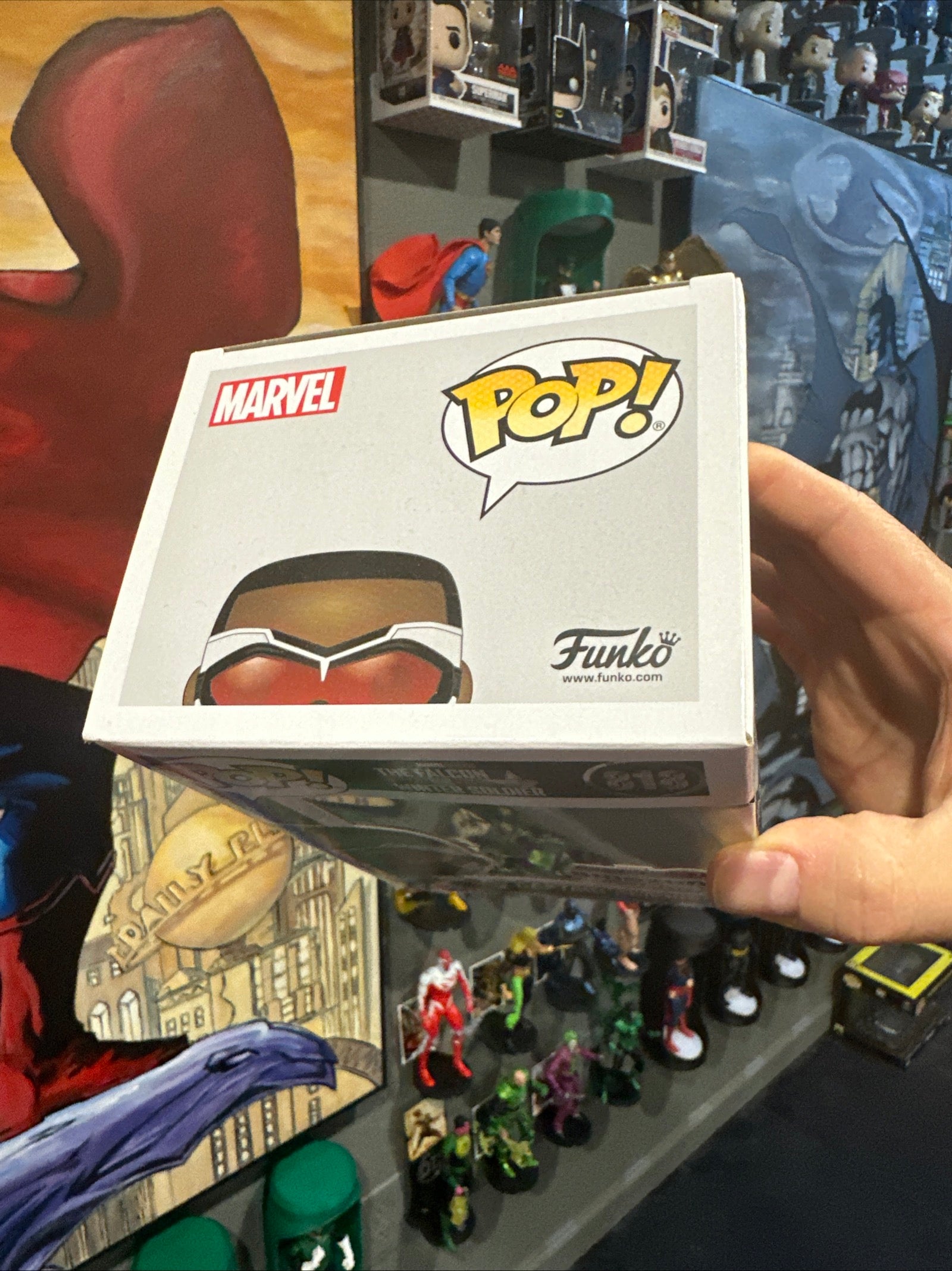Funko Pop! Vinyl: Marvel - Captain America - Amazon #818 Sam Wilson for sale - Superhero DIY