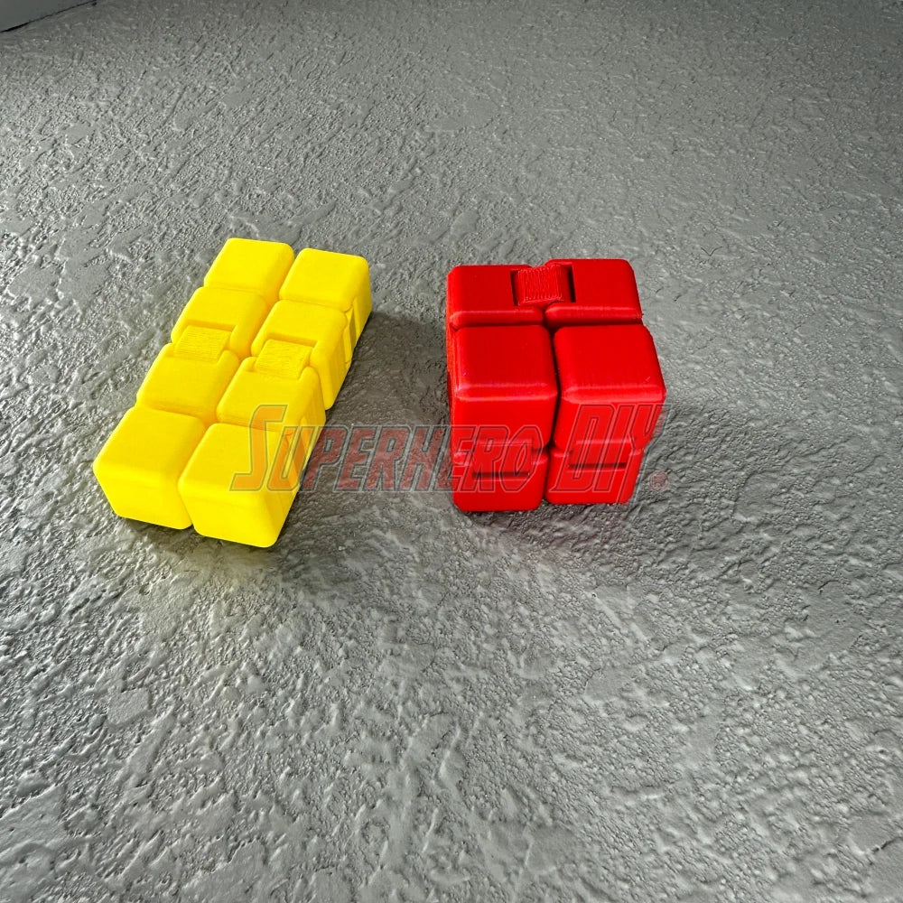 Fidget Infinity Cube | Fun articulating gadget great for one-handed tactile play and fidget toy - Superhero DIY
