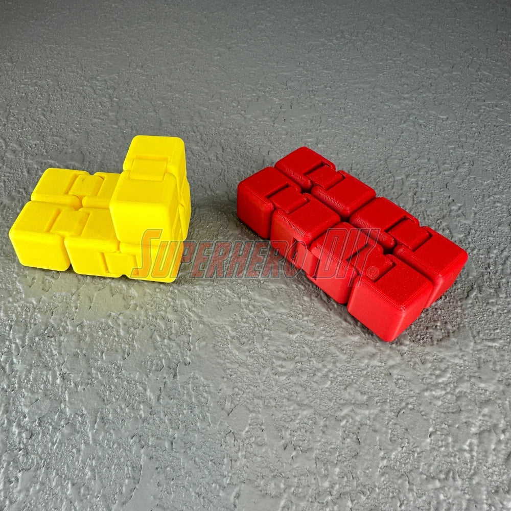 Fidget Infinity Cube | Fun articulating gadget great for one-handed tactile play and fidget toy - Superhero DIY