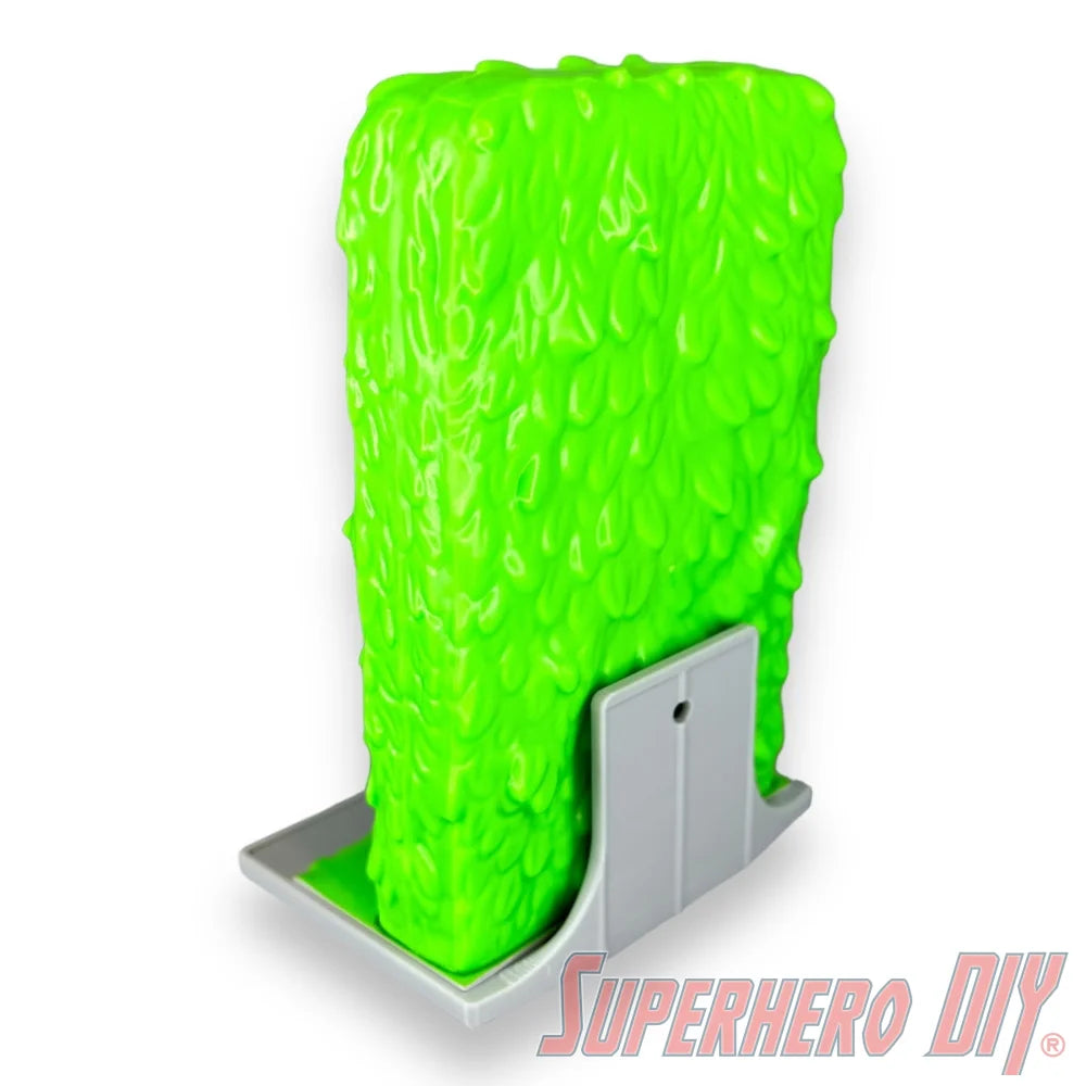 Check out the Floating Shelf for Homer in Hedges #1252 | Out of box wall display shelf from Superhero DIY! The perfect solution for only $6.99