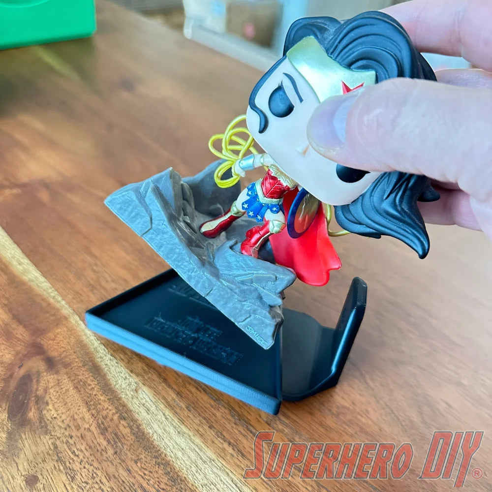 Rotating wall-mounted display shelf designed to fit Jim Lee Wonder Woman #282 Funko Pop Deluxe figure - Superhero DIY