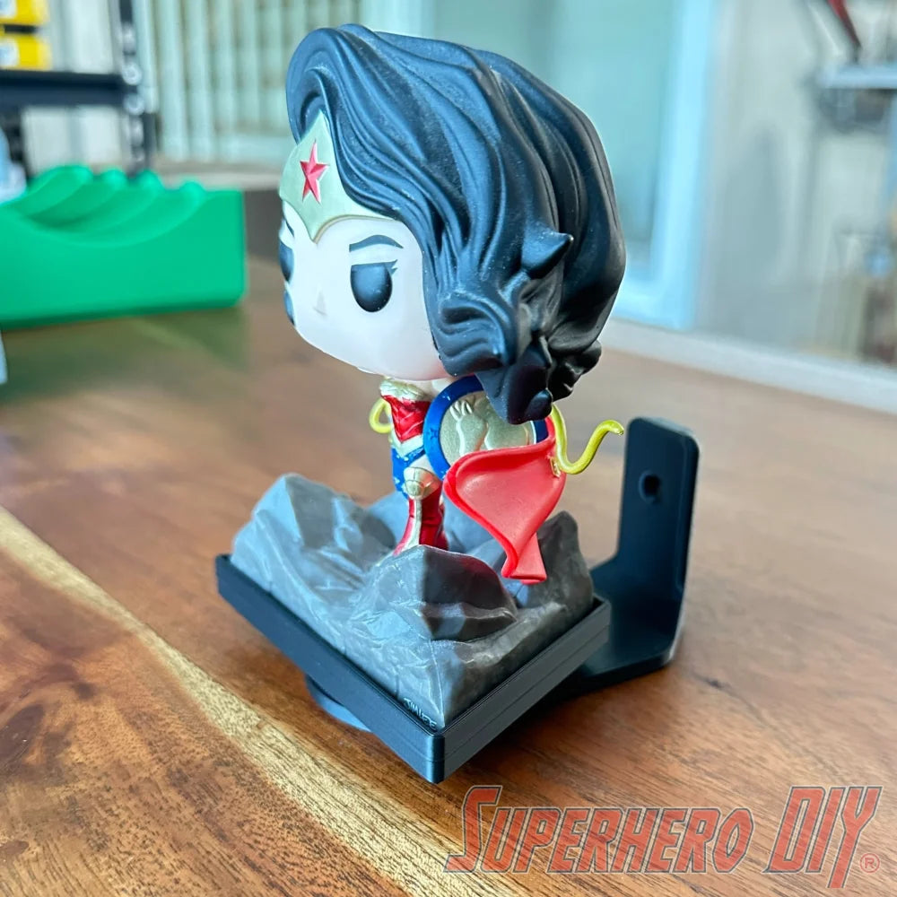 Rotating wall-mounted display shelf designed to fit Jim Lee Wonder Woman #282 Funko Pop Deluxe figure - Superhero DIY