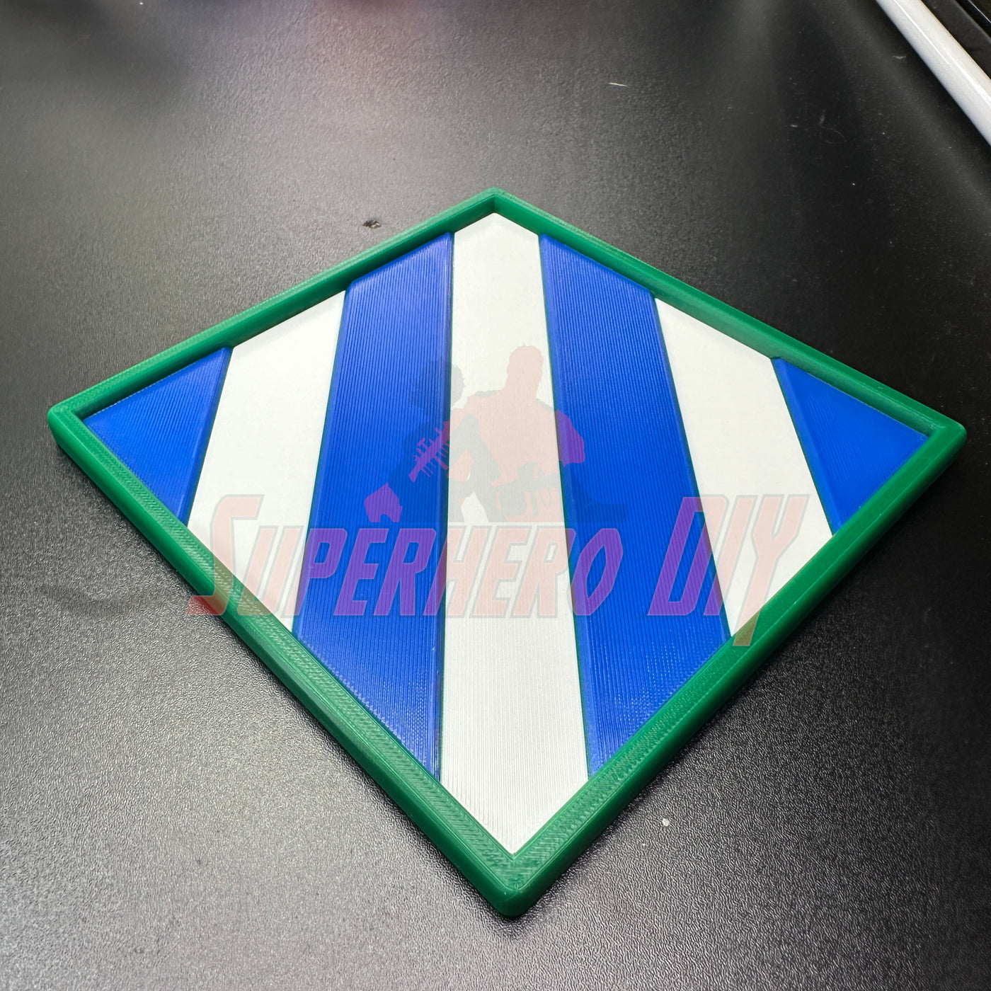 3rd Infantry Division display insignia in blue and white with green border
