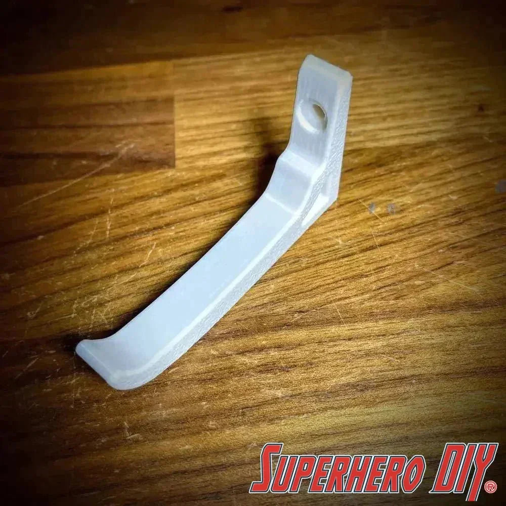 Wall Mount Hook for DeWALT 20v XR Drill or Impact Driver | Mount your DeWALT tool for better organization - Superhero DIY